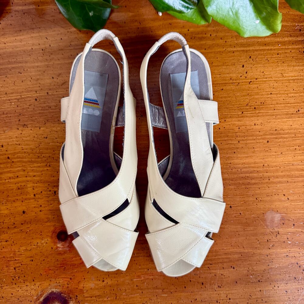 Vintage ALDO Made in Italy Slingback Heels Size 37 Cream Leather Sole Woven - Picture 2 of 8